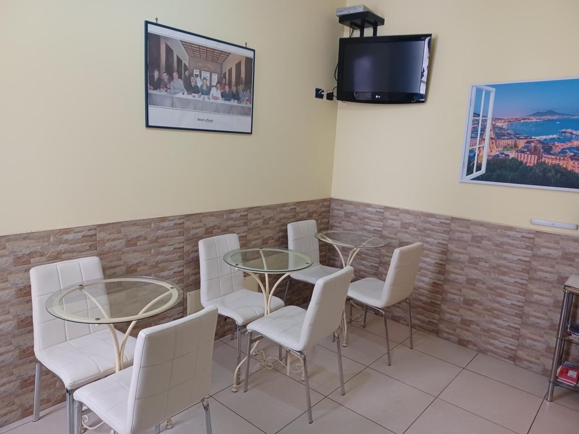 B&B Quattro Palazzi Napoli Centro Exterior photo