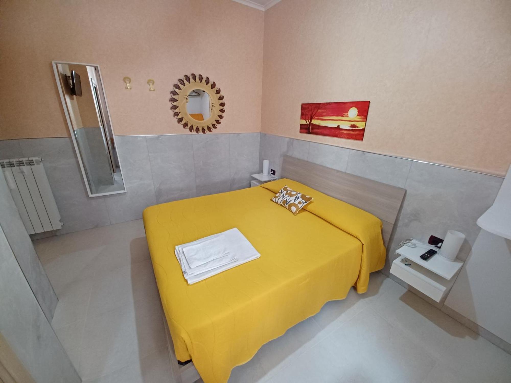 B&B Quattro Palazzi Napoli Centro Exterior photo