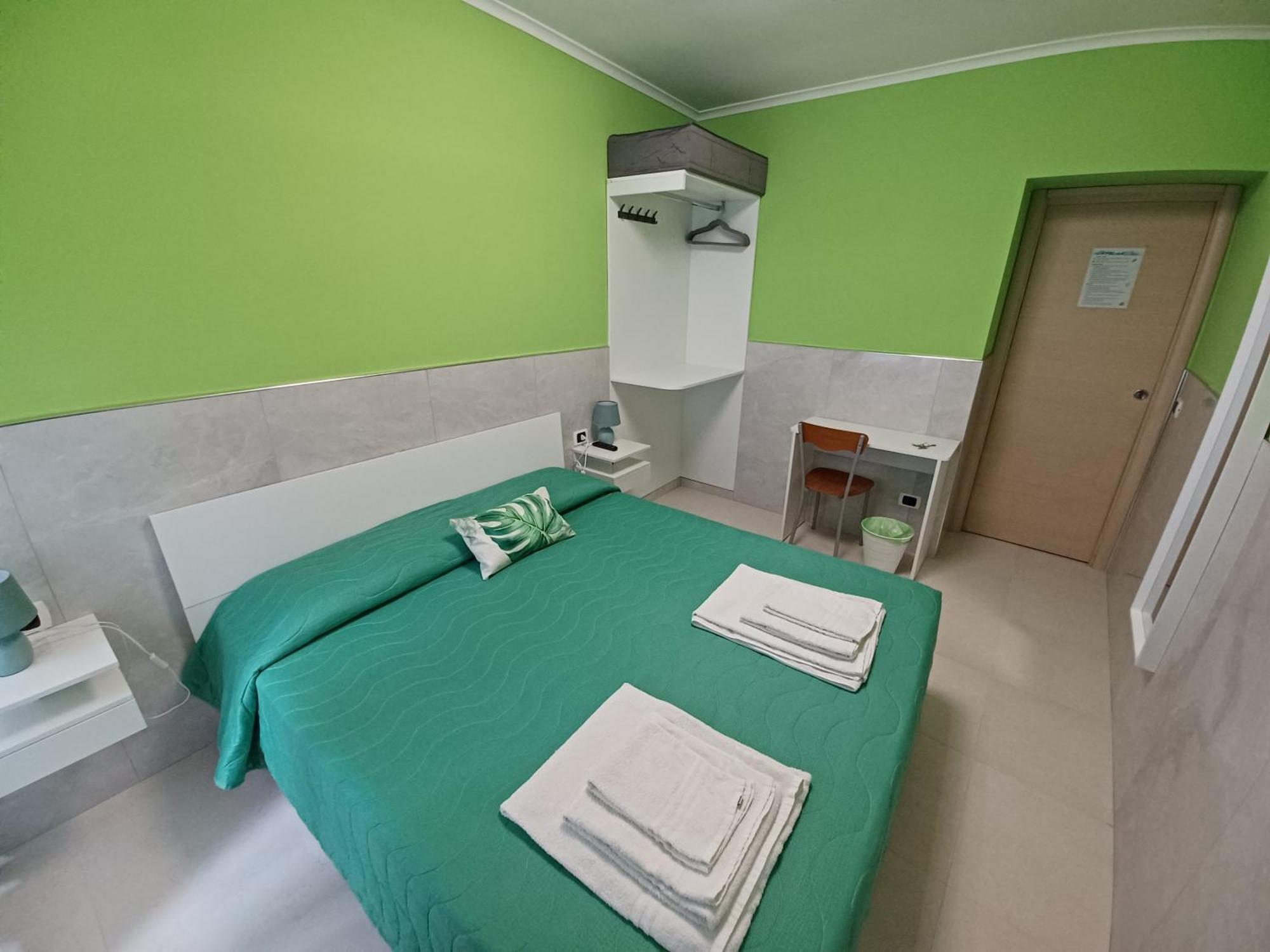 B&B Quattro Palazzi Napoli Centro Exterior photo