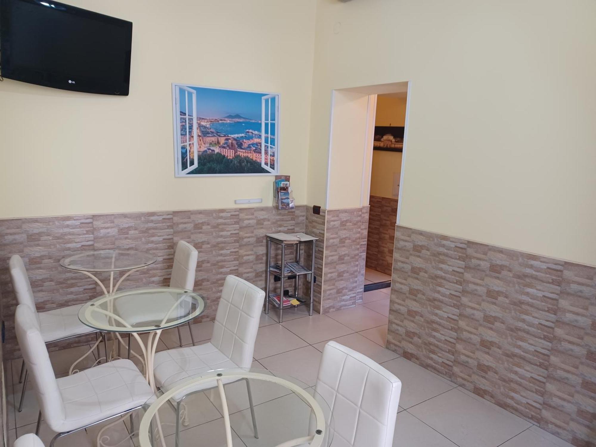 B&B Quattro Palazzi Napoli Centro Exterior photo